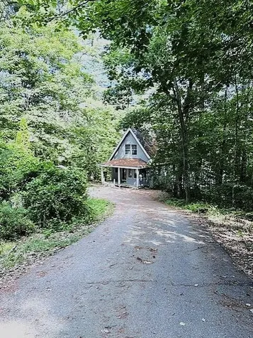 555 Townhouse Road Waterboro ME 04030