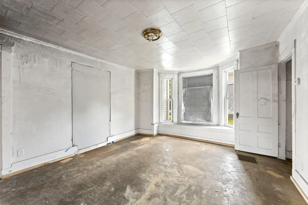 181 Ohio Street Bangor ME 04401