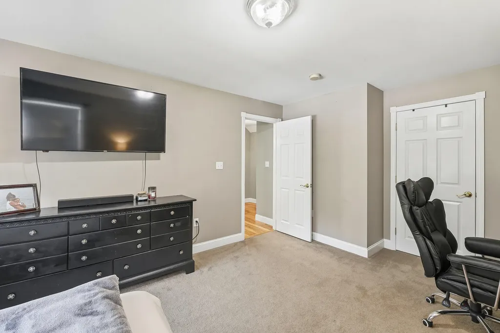 79 Beaver Pond Road Topsham ME 04086