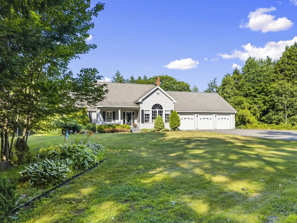 79 Beaver Pond Road Topsham ME 04086