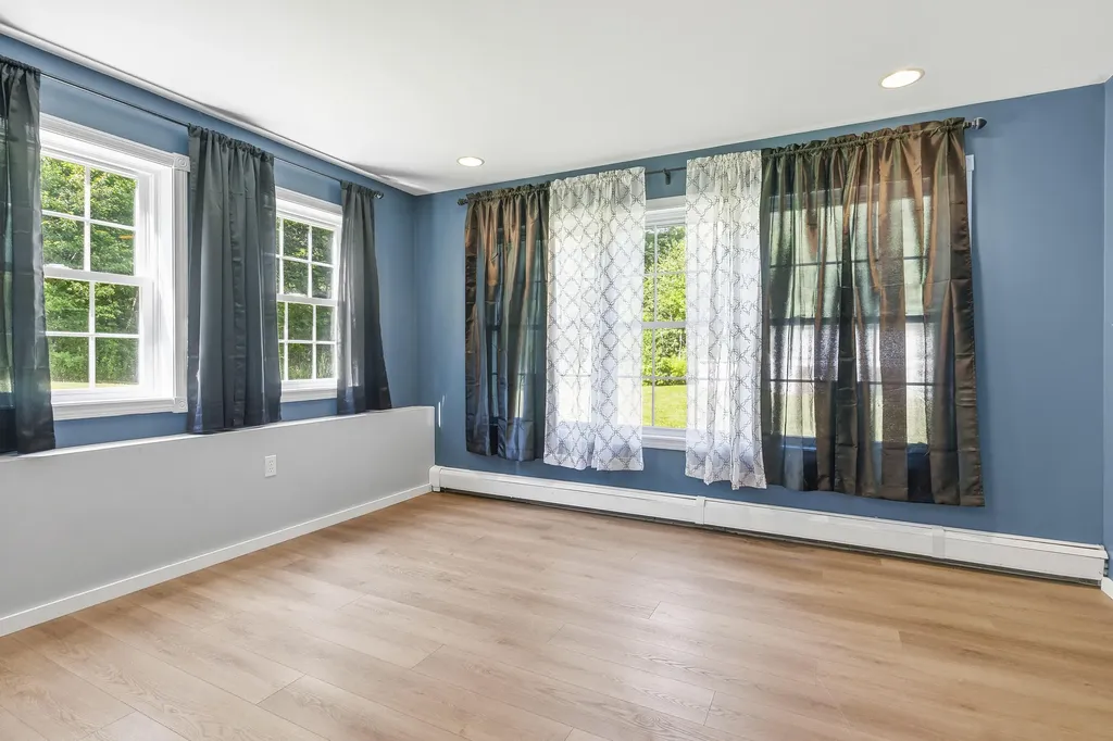 79 Beaver Pond Road Topsham ME 04086