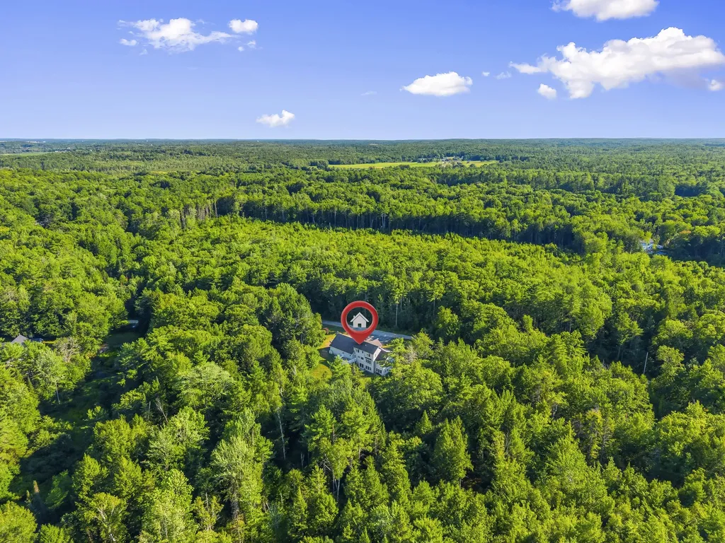 79 Beaver Pond Road Topsham ME 04086