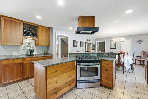 79 Beaver Pond Road Topsham ME 04086