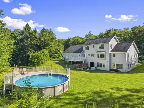79 Beaver Pond Road Topsham ME 04086