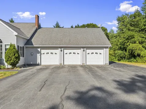 79 Beaver Pond Road Topsham ME 04086