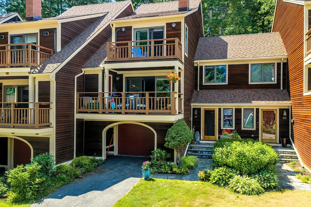 37 Harbor Drive Lincolnville ME 04849
