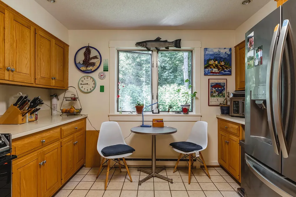 37 Harbor Drive Lincolnville ME 04849