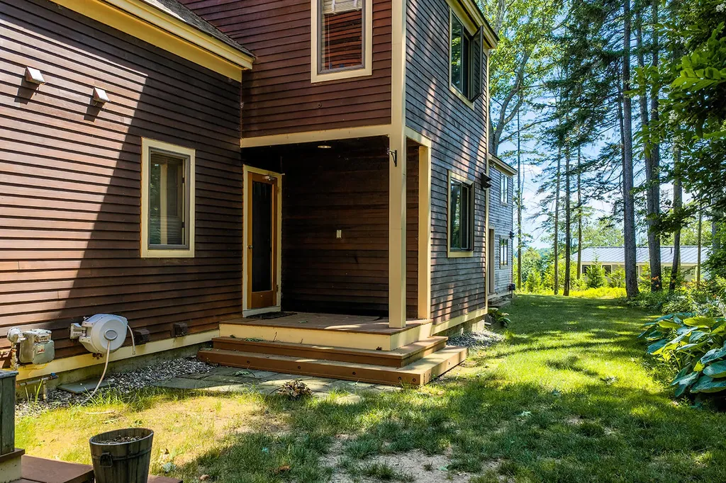 37 Harbor Drive Lincolnville ME 04849