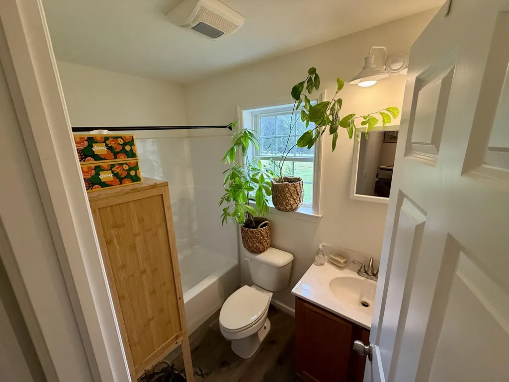 146 Federal Street Wiscasset ME 04578
