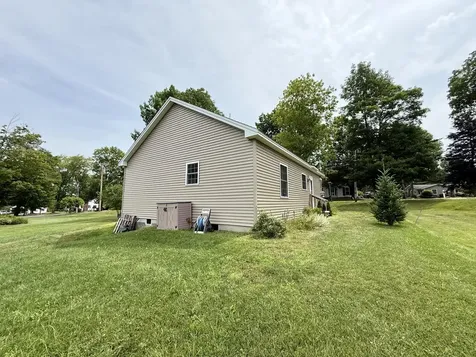 146 Federal Street Wiscasset ME 04578