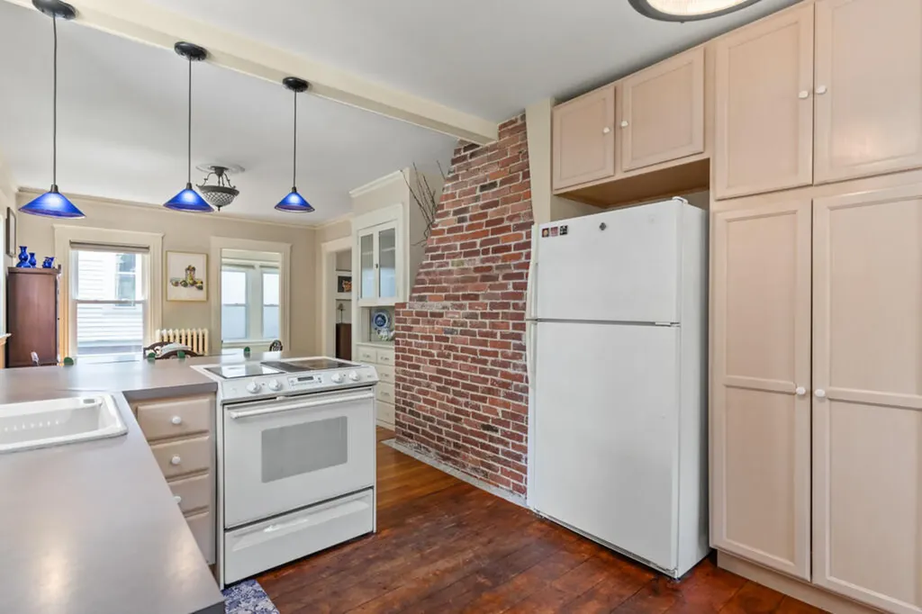 48 Belmont Street Portland ME 04101
