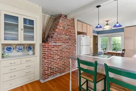 48 Belmont Street Portland ME 04101