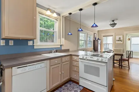 48 Belmont Street Portland ME 04101