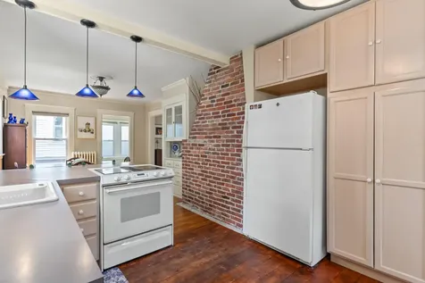 48 Belmont Street Portland ME 04101