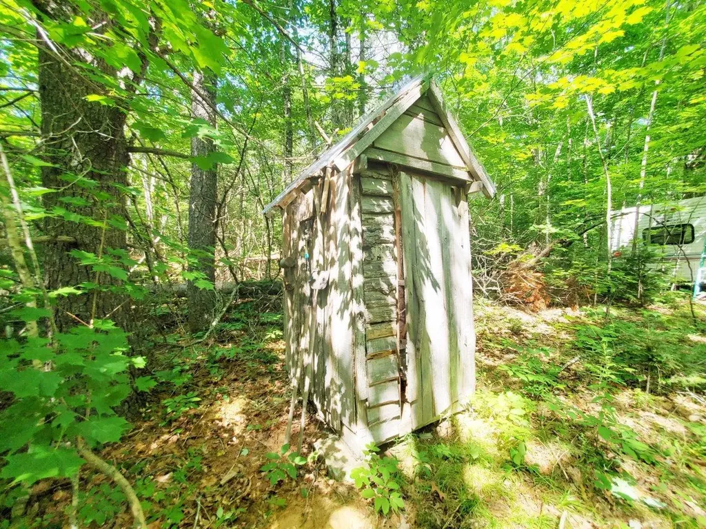 501 Pullen Woods Road Palermo ME 04354