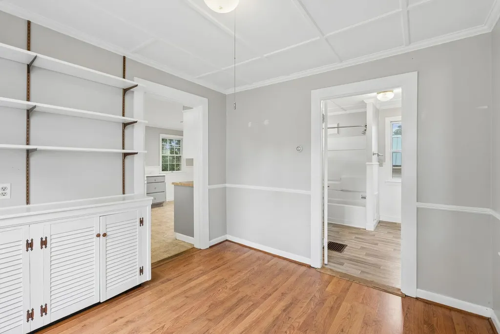 54 Edgemont Avenue Waterville ME 04901