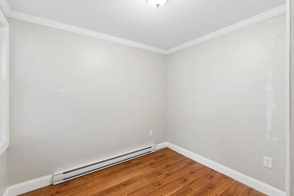54 Edgemont Avenue Waterville ME 04901