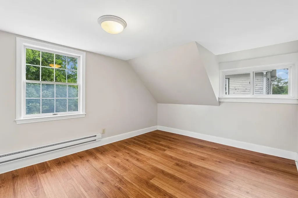 54 Edgemont Avenue Waterville ME 04901