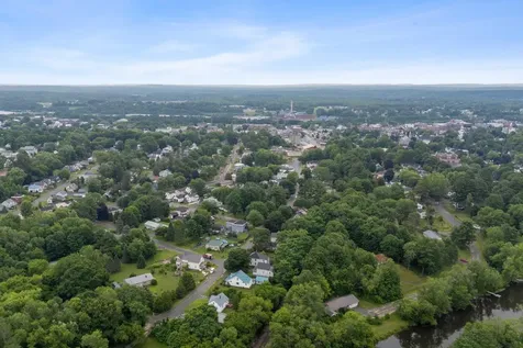 54 Edgemont Avenue Waterville ME 04901
