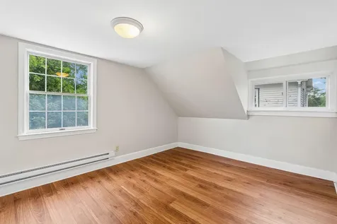 54 Edgemont Avenue Waterville ME 04901