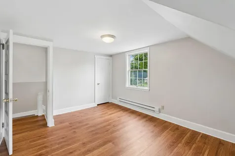 54 Edgemont Avenue Waterville ME 04901