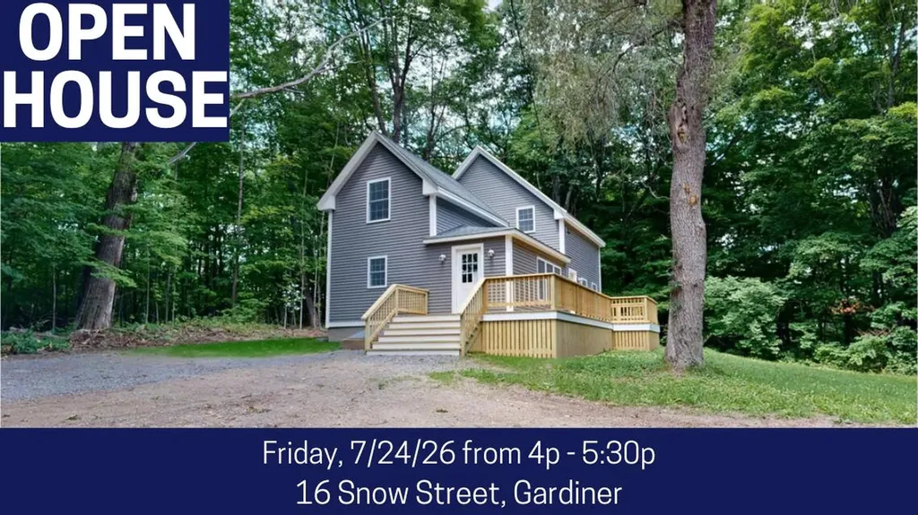16 Snow Street Gardiner ME 04345