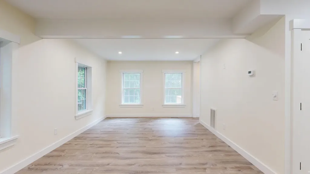 16 Snow Street Gardiner ME 04345