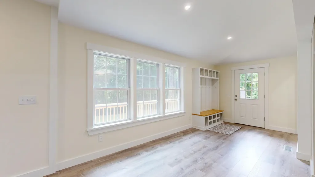 16 Snow Street Gardiner ME 04345