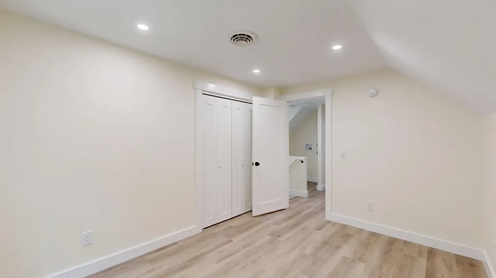 16 Snow Street Gardiner ME 04345