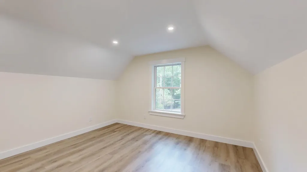 16 Snow Street Gardiner ME 04345