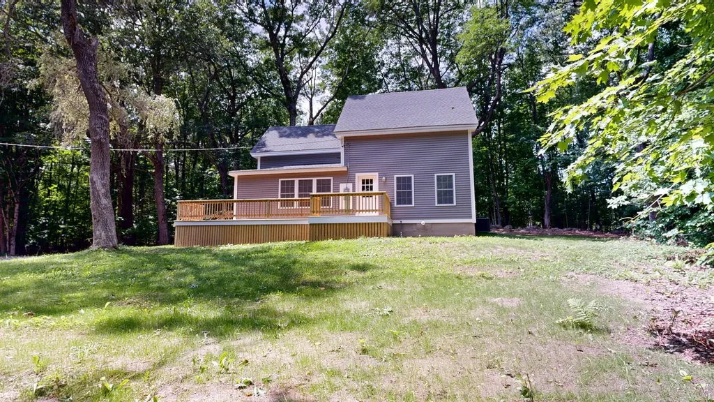 16 Snow Street Gardiner ME 04345