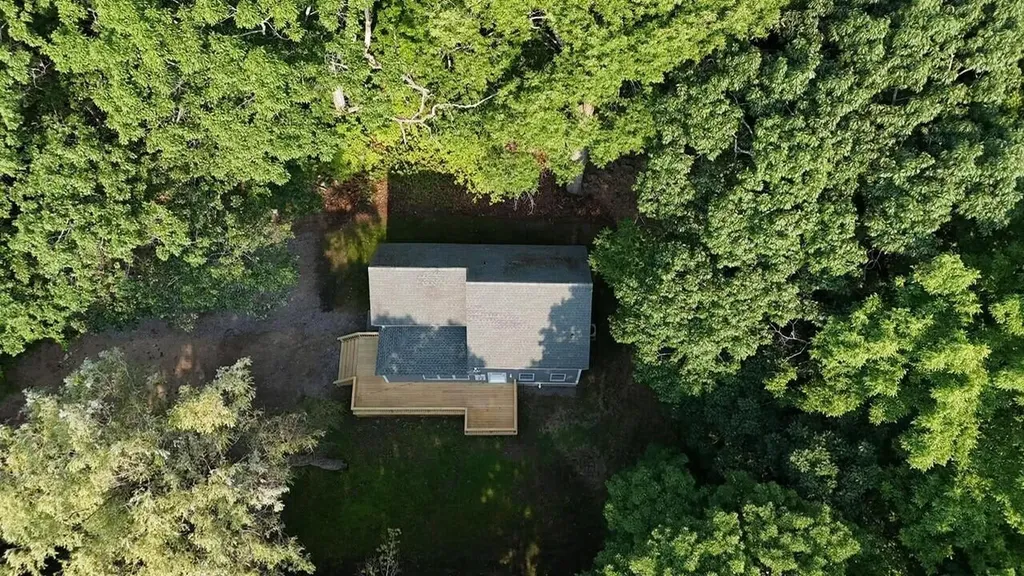 16 Snow Street Gardiner ME 04345