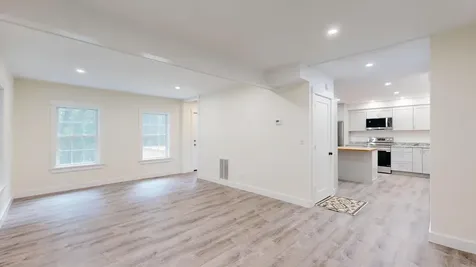 16 Snow Street Gardiner ME 04345