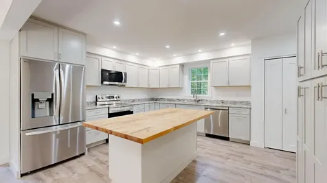 16 Snow Street Gardiner ME 04345