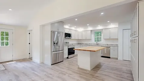 16 Snow Street Gardiner ME 04345