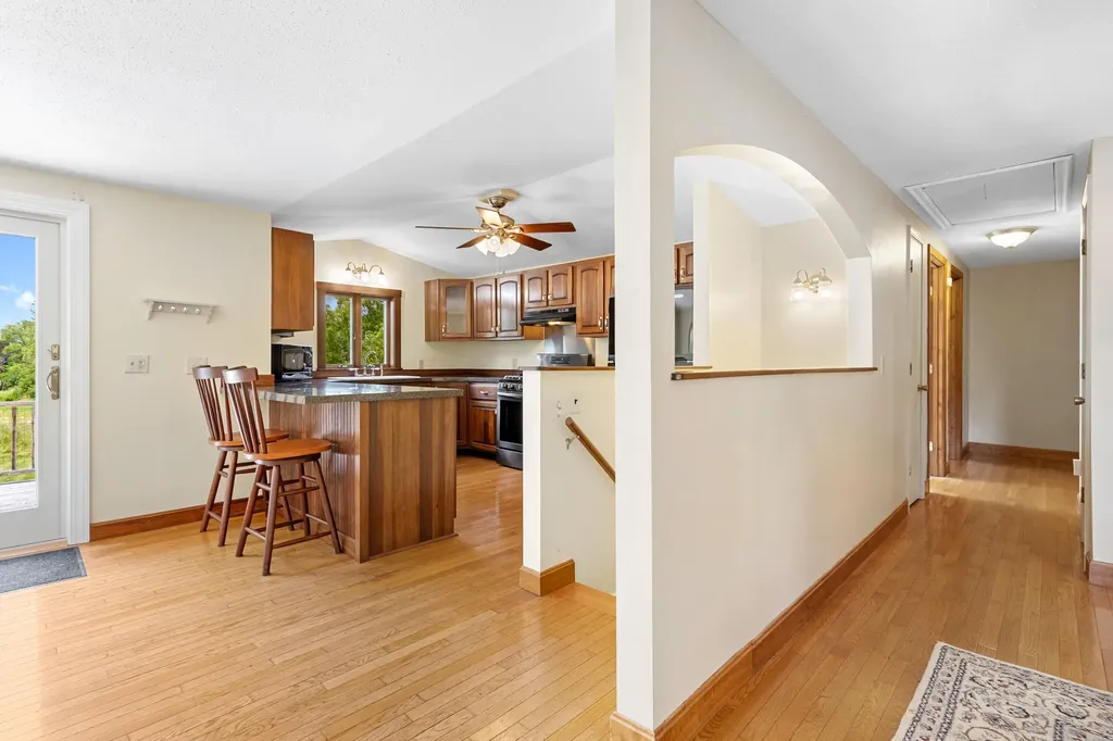 33 Sunset Street Thomaston ME 04861