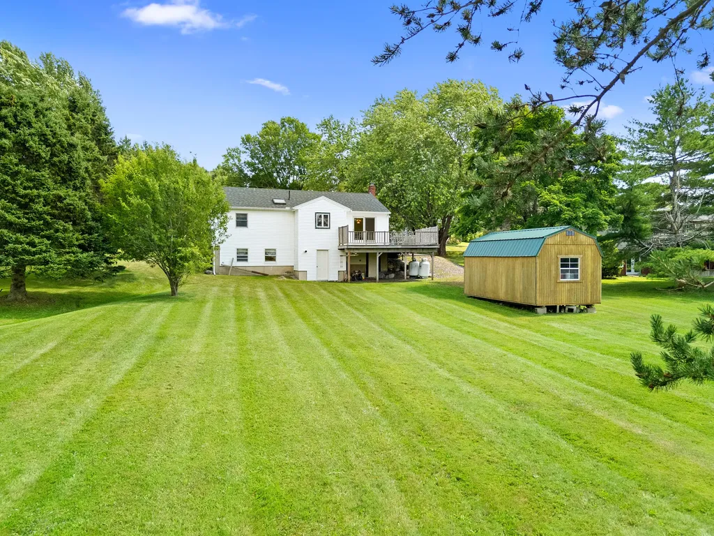 33 Sunset Street Thomaston ME 04861
