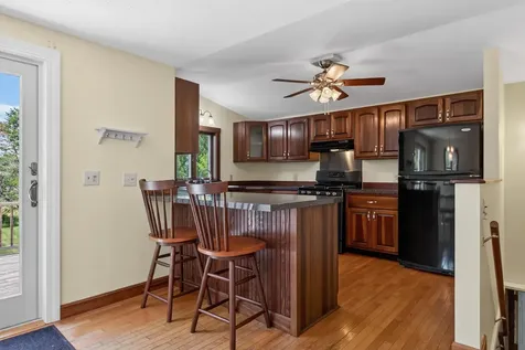 33 Sunset Street Thomaston ME 04861