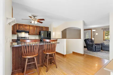 33 Sunset Street Thomaston ME 04861