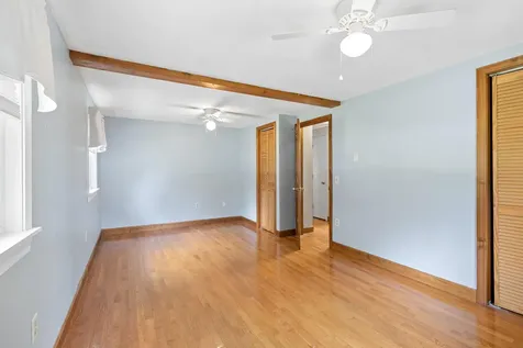 33 Sunset Street Thomaston ME 04861