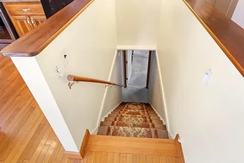 33 Sunset Street Thomaston ME 04861