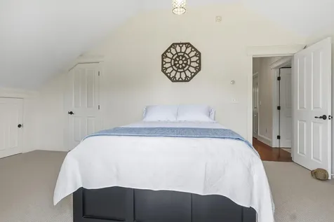 71 Village Way Edgecomb ME 04556