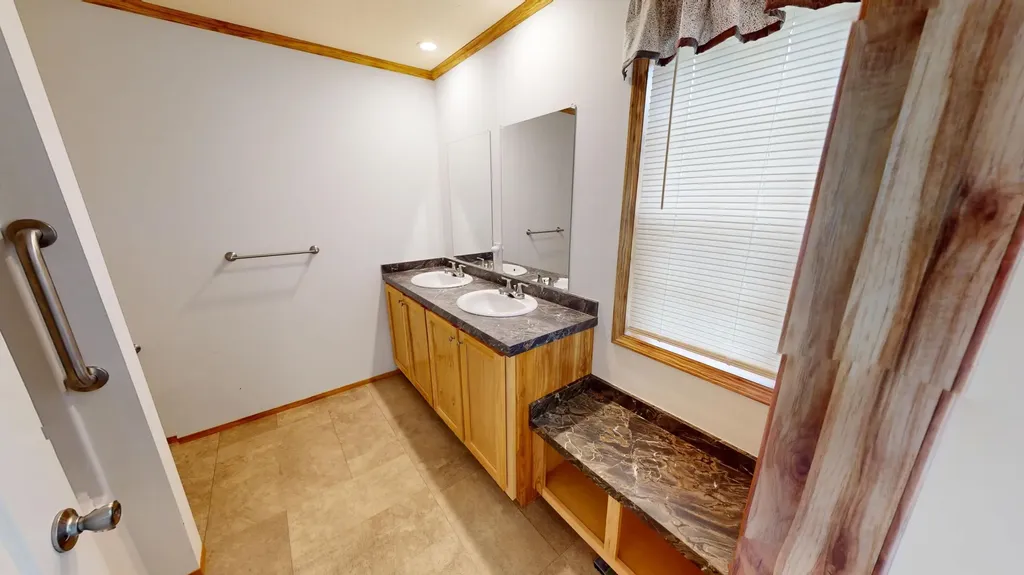 48 Red Oak Drive Turner ME 04282