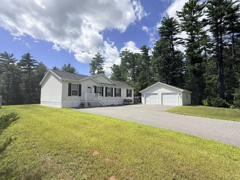 48 Red Oak Drive Turner ME 04282