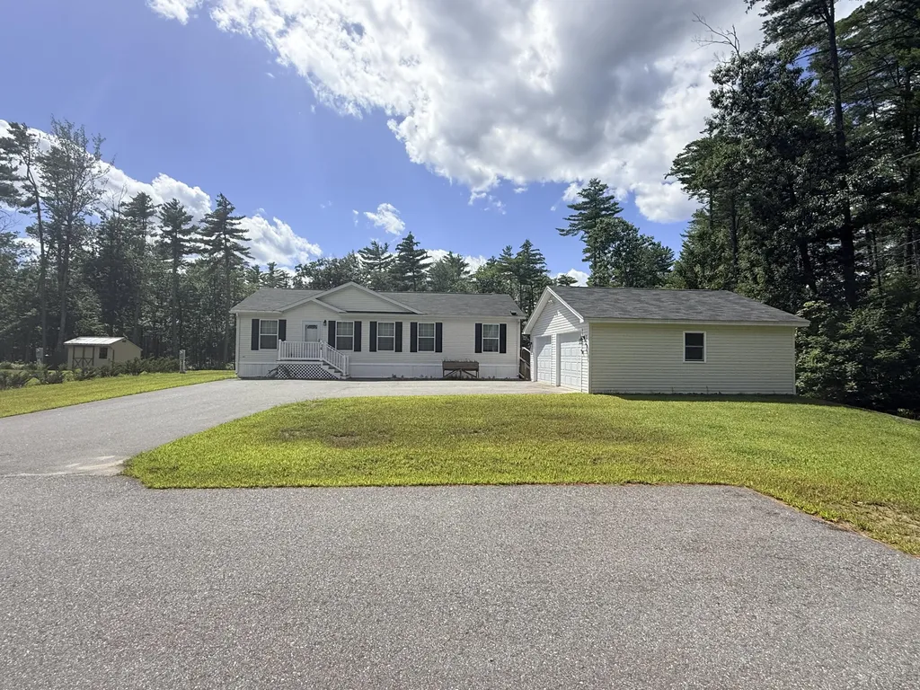 48 Red Oak Drive Turner ME 04282