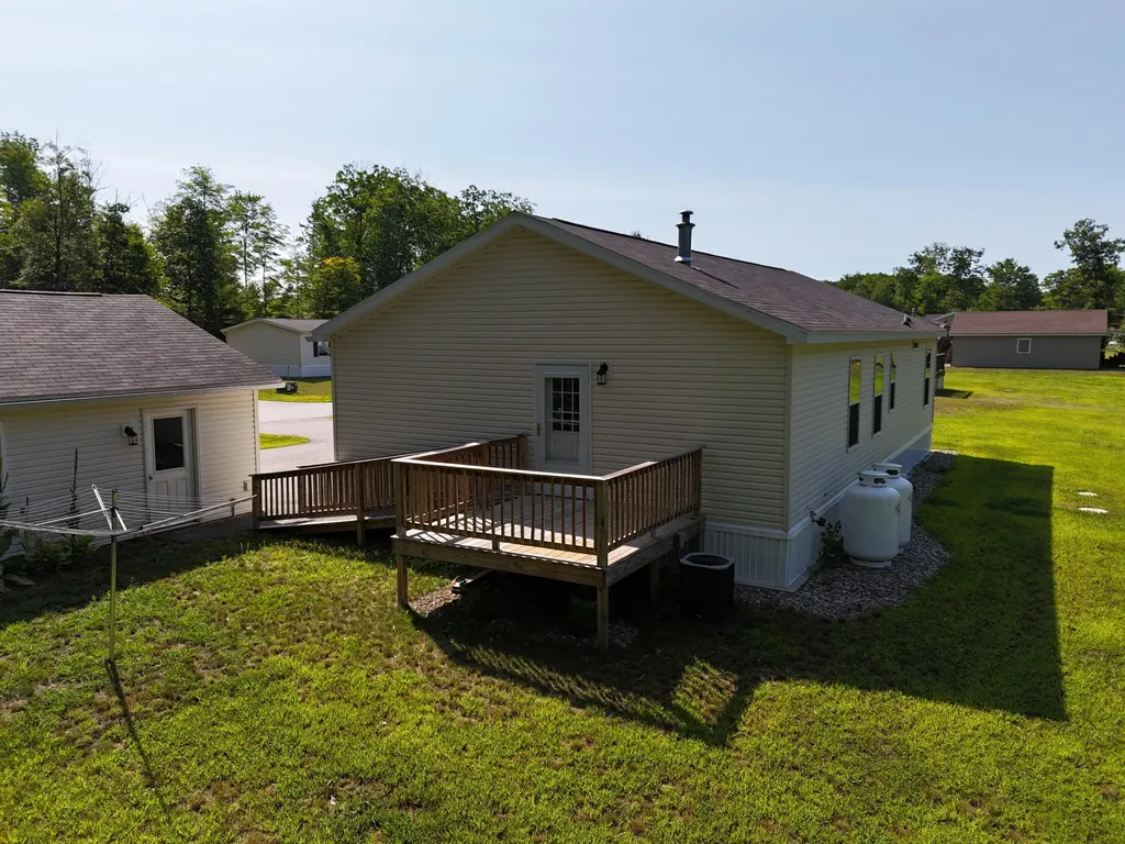 48 Red Oak Drive Turner ME 04282