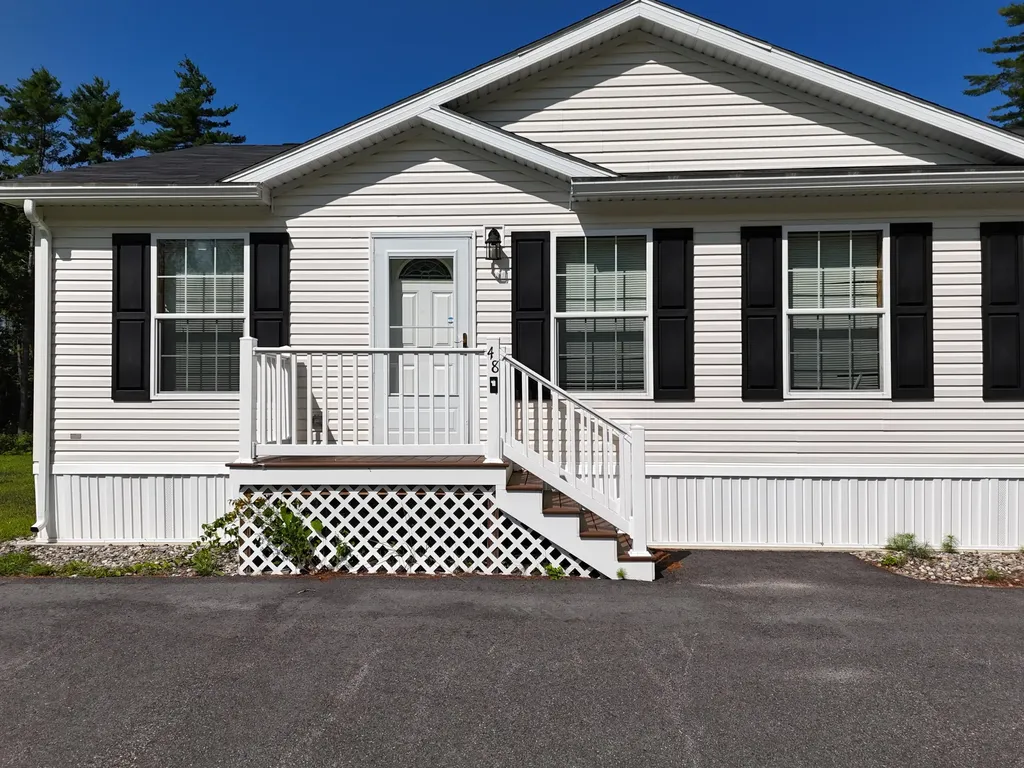 48 Red Oak Drive Turner ME 04282