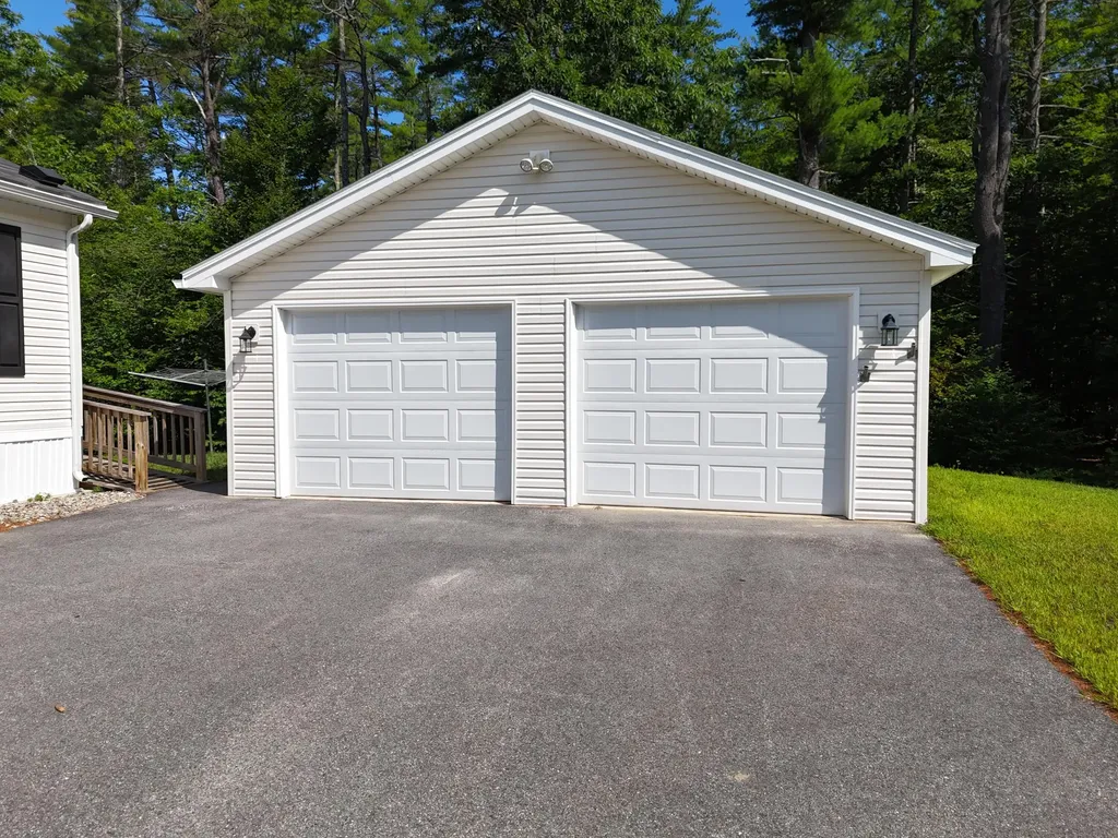 48 Red Oak Drive Turner ME 04282