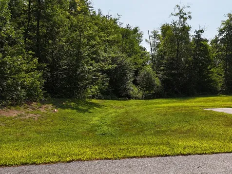 48 Red Oak Drive Turner ME 04282