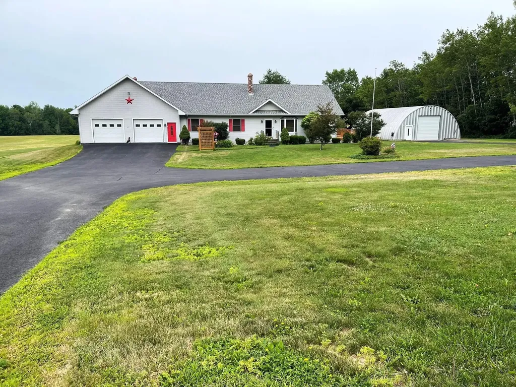 355 Williams Road Newport ME 04953